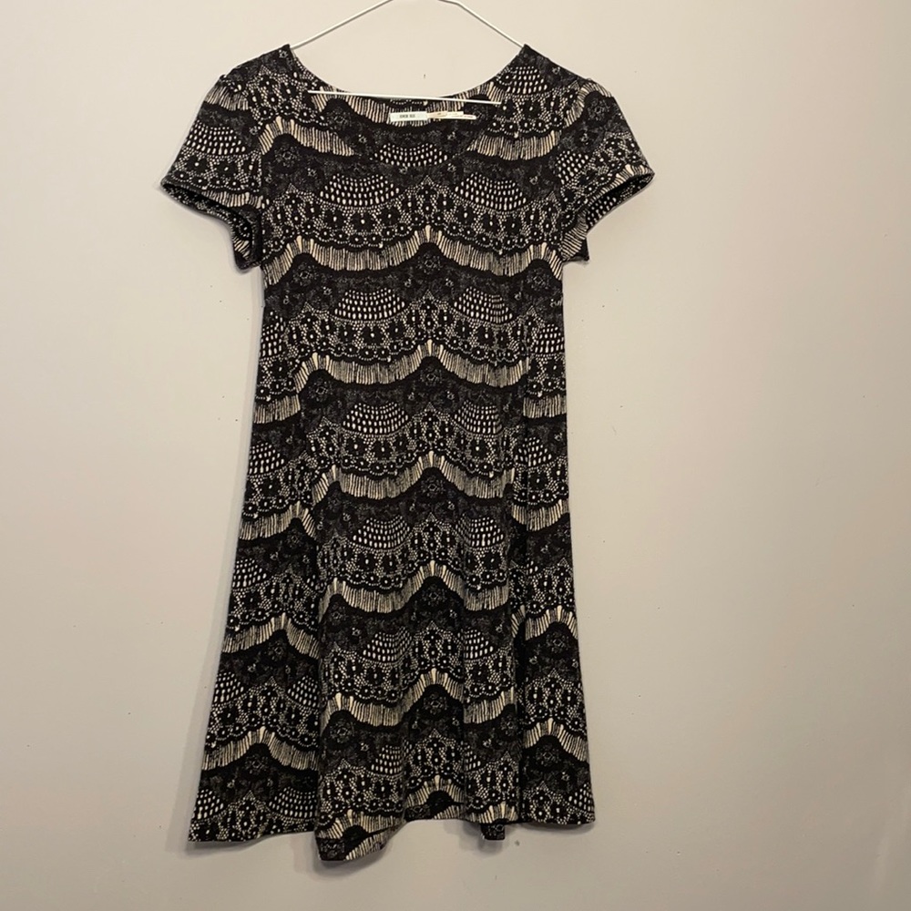 Kimchi Blue xUO dress lace pattern